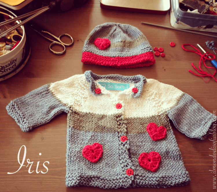 iris cappellino e golfino top down